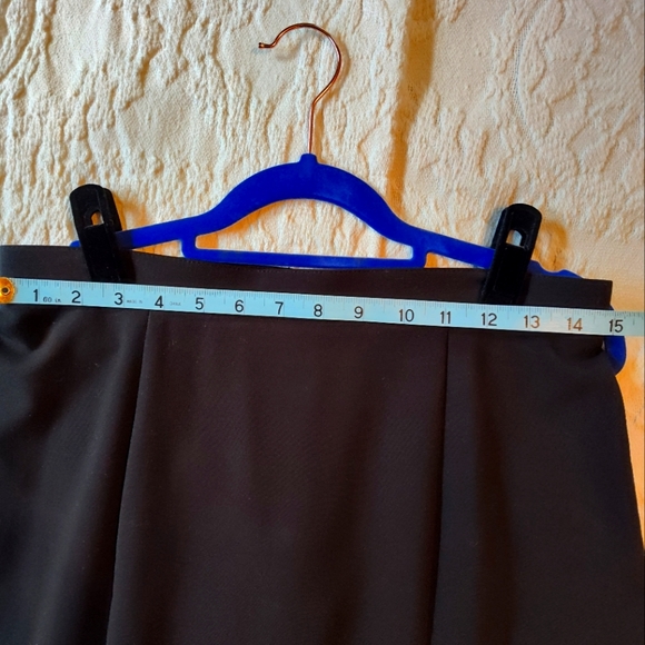 Black East 5th Skirt Size 10 - Picture 3 of 6